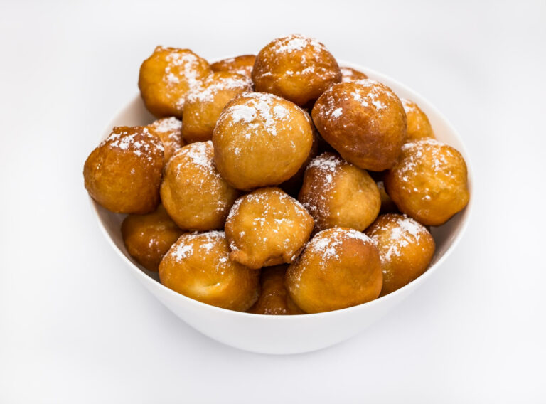 Receita de Bolinho de Chuva com Açúcar e Canela