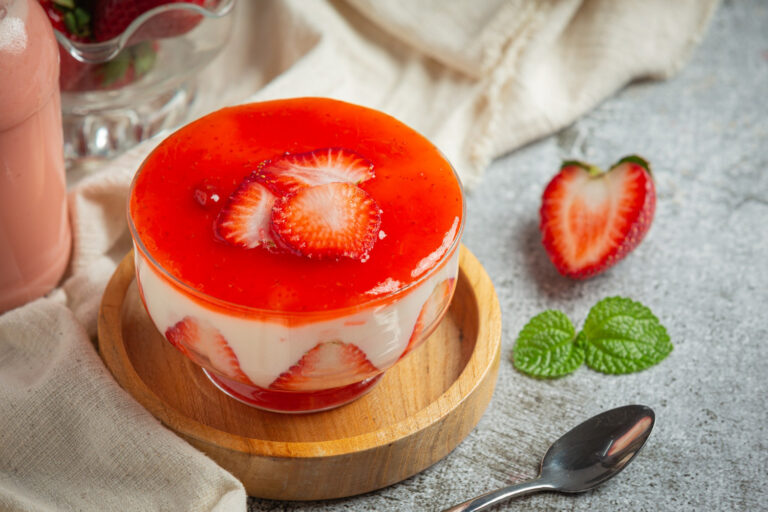 Receita de Panacota com Frutas Vermelhas Fácil