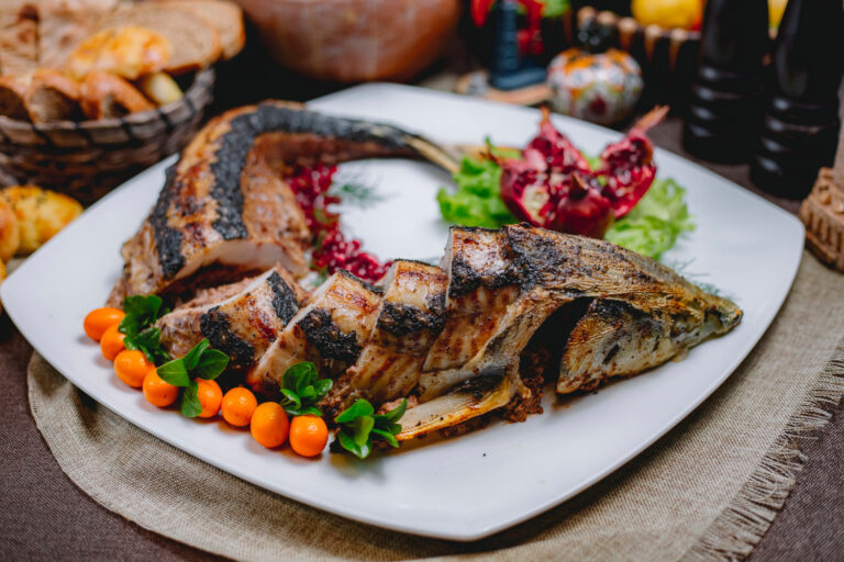 Receita de Peixe Assado Saudável com Poucos Ingredientes